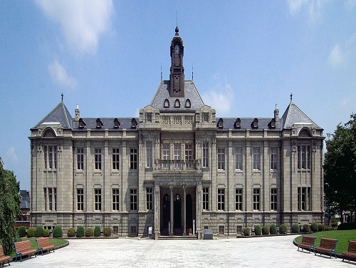 山形県郷土館　文翔館